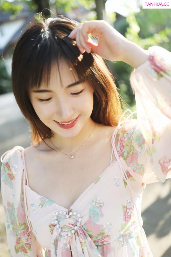 龚天艺 艺儿拿铁 [XIUREN]高清写真图 2019.12.30 艺儿拿铁第28张图片